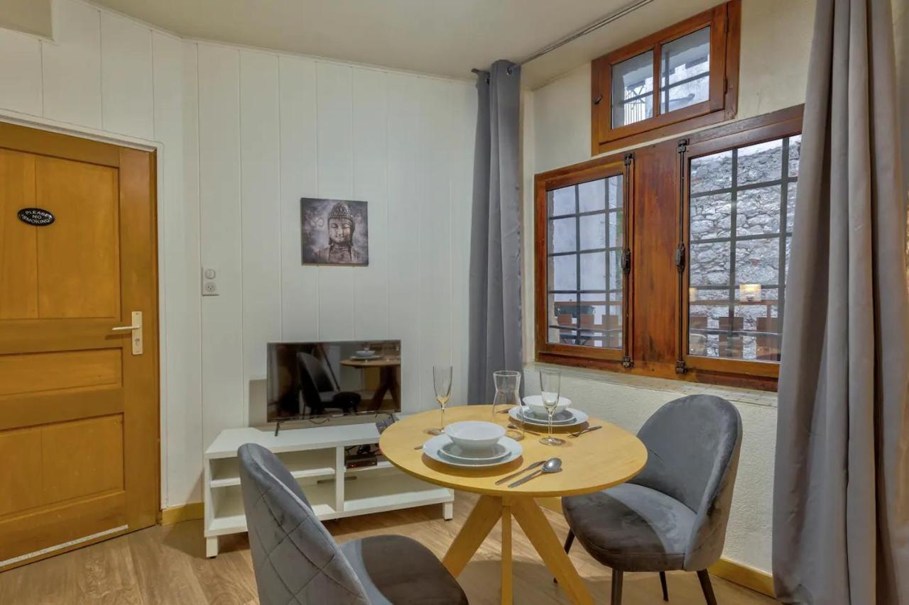 Ferienwohnung Au Coeur Du Vieil Annecy - Le Lys - Exterior foto