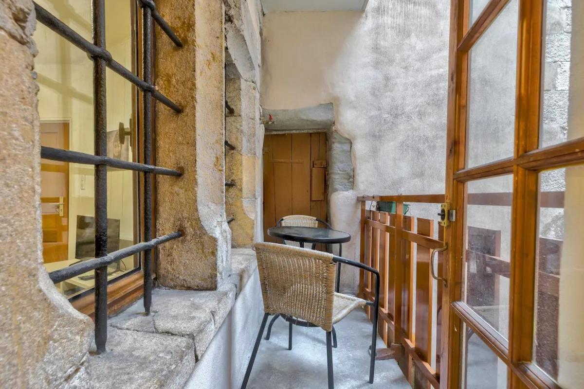 Ferienwohnung Au Coeur Du Vieil Annecy - Le Lys - Exterior foto