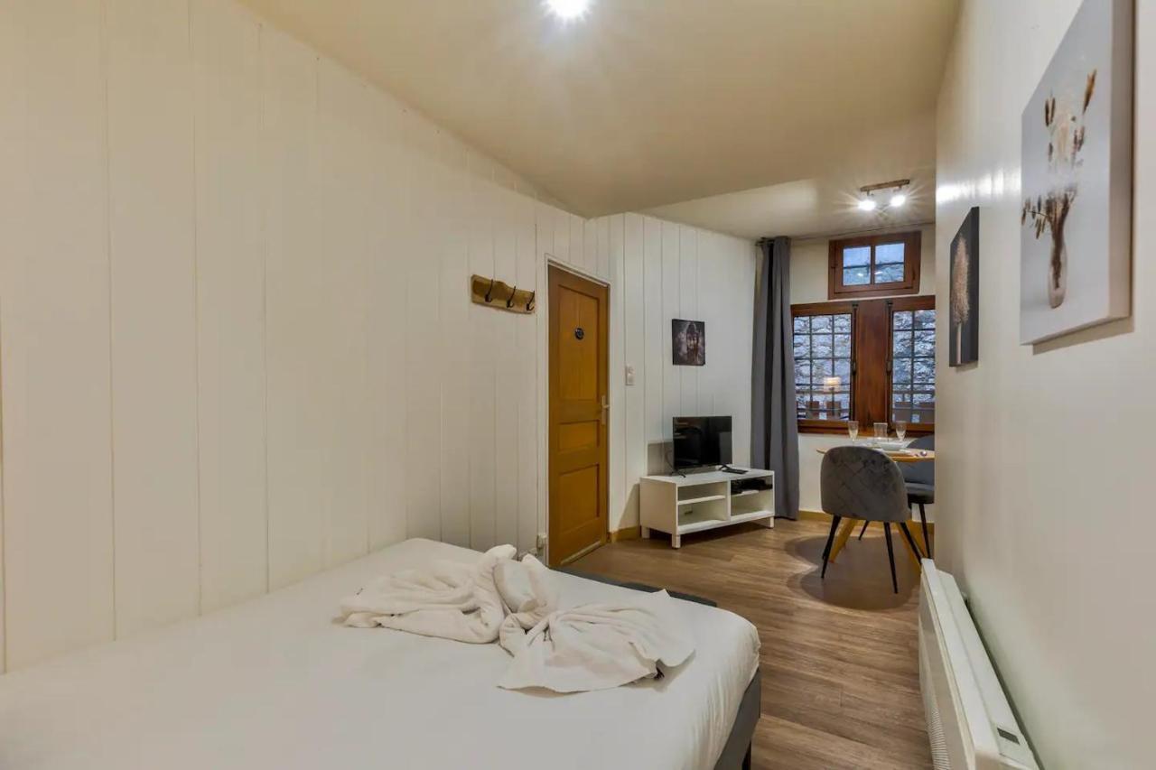 Ferienwohnung Au Coeur Du Vieil Annecy - Le Lys - Exterior foto